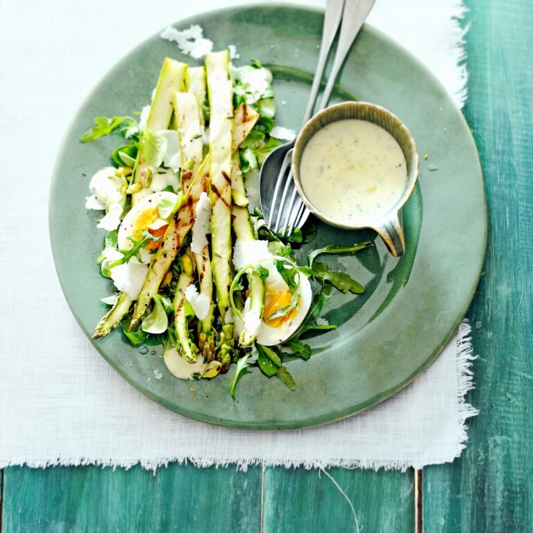 Groene asperges met pistache