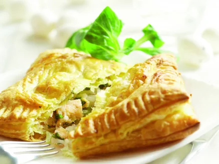 bladerdeegpakketjes met zalm