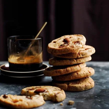 Biscottini met amandelen & gedroogde vijgen