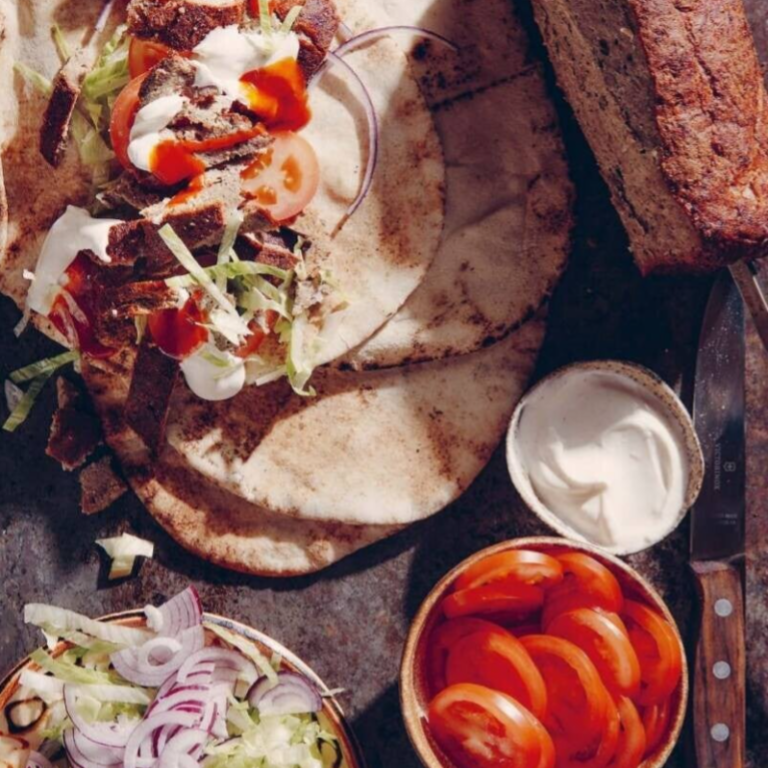 Broodje kebab aux roti