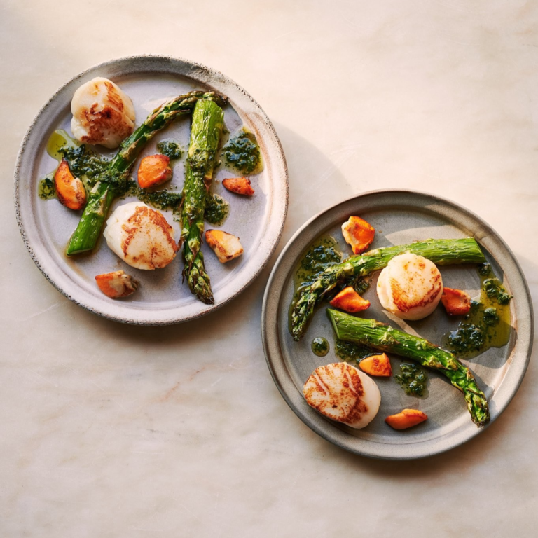 Coquilles met asperges & tijmdressing