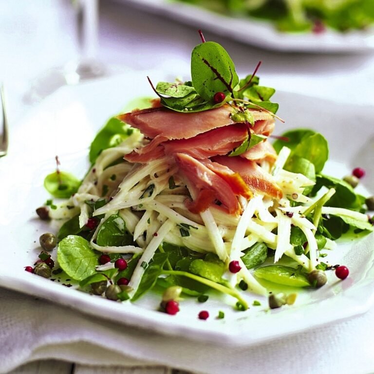 Gerookte forel op waldorfsalade