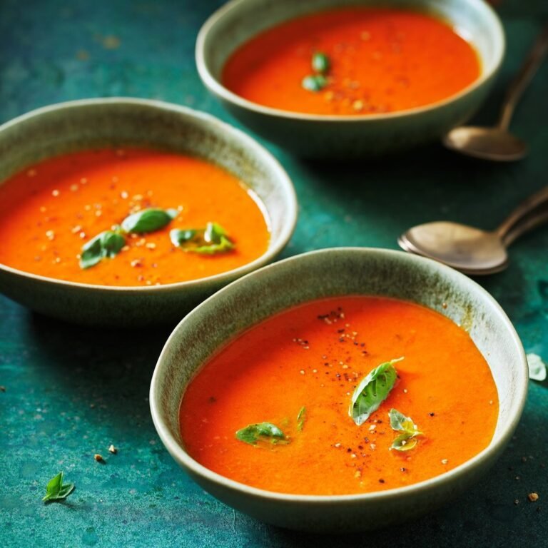 Geroosterde tomatensoep met basilicum