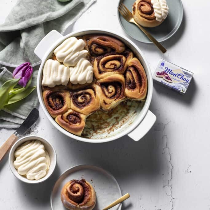 Kaneelbroodjes met MonChou-crème