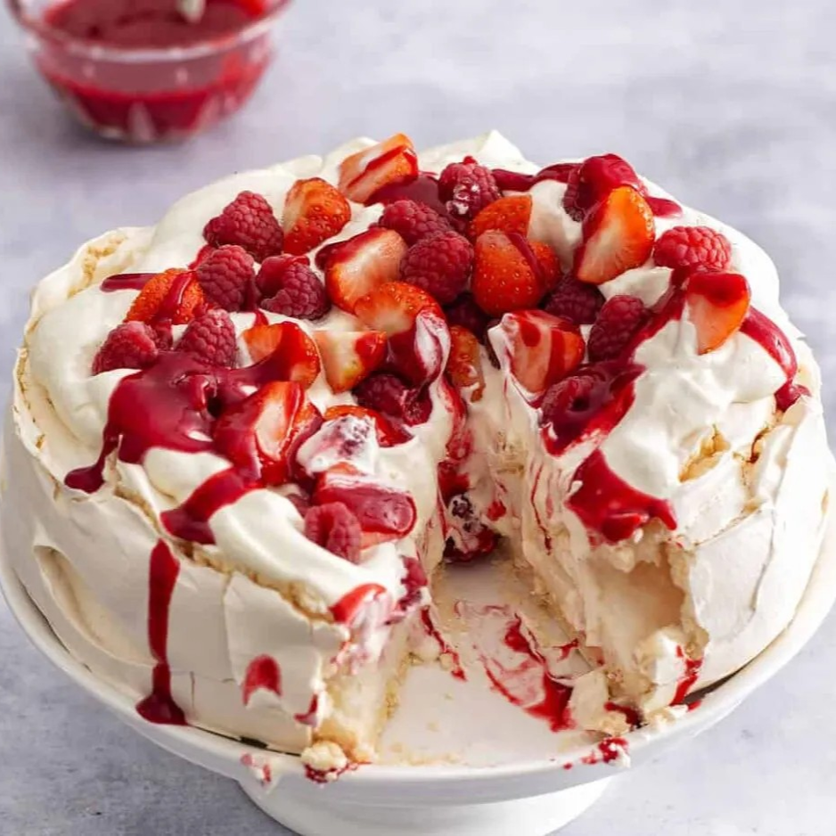 Pavlova met frambozencoulis