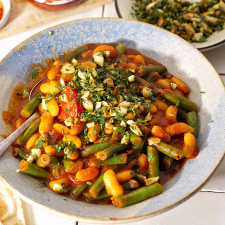 Pittige tajine met tomaat & bonen