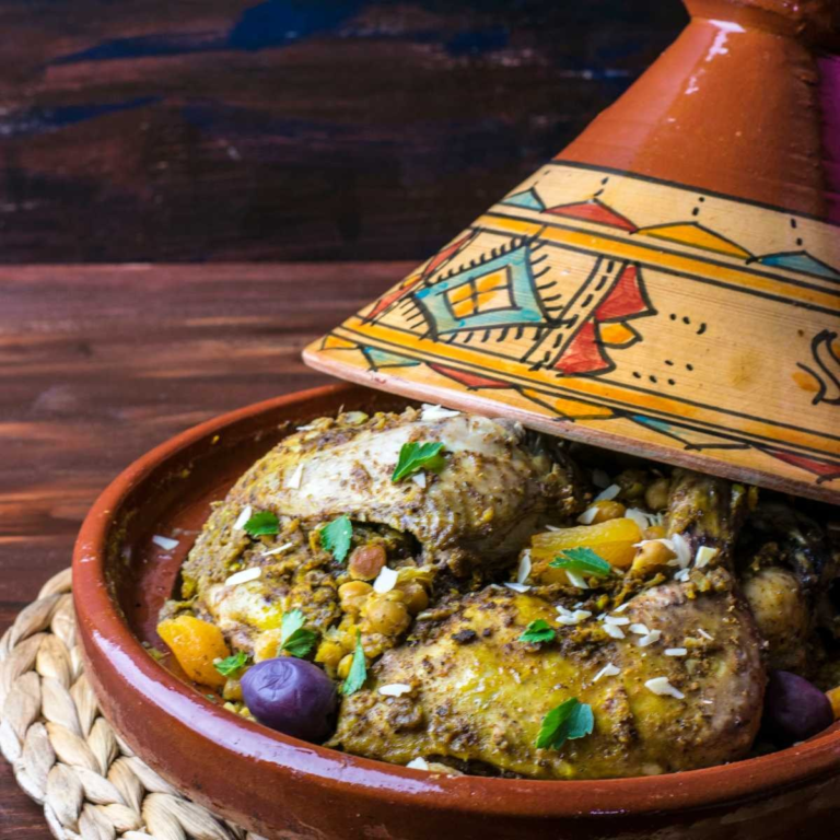 Tajine met kip, mango & pistache