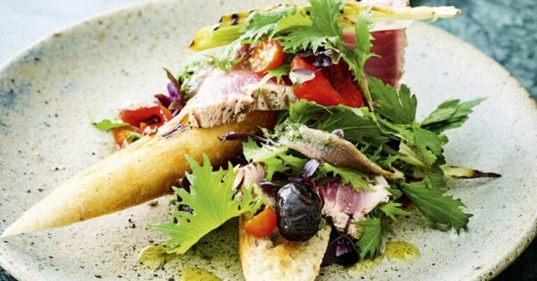 Toast Nicoise
