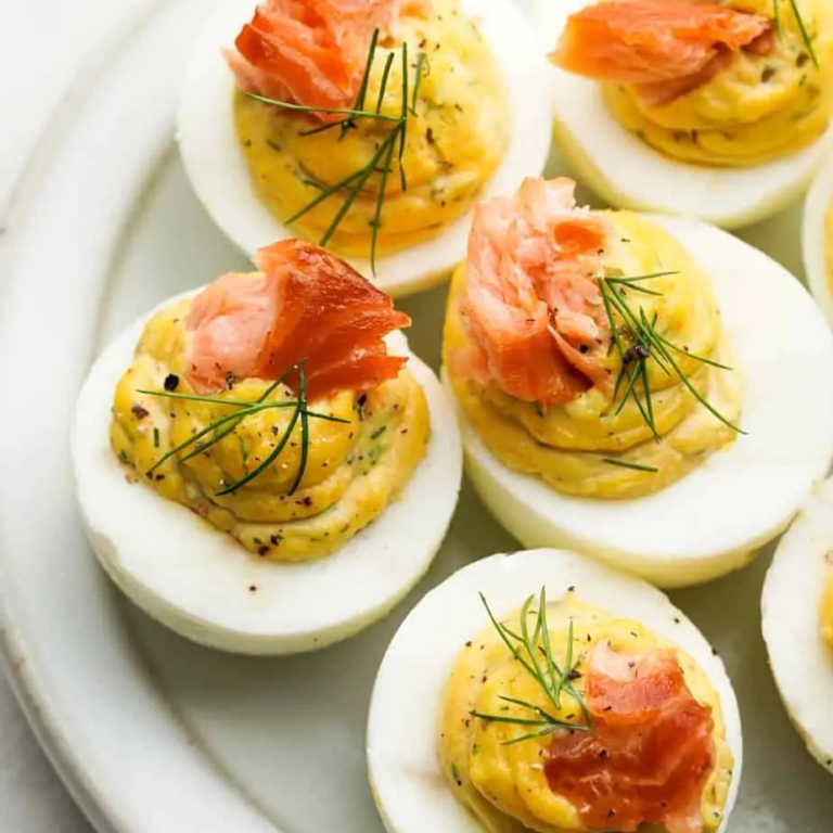 Crispy gevulde eitjes met zalm