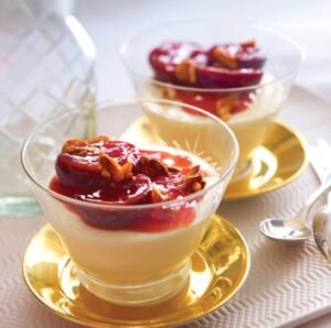 Pannacotta met kaneelpruimen