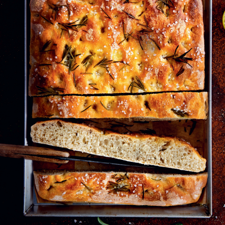 Plaatfocaccia met rozemarijn & zeezout