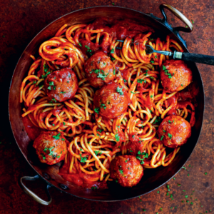 Spaghetti met polpette in tomatensaus