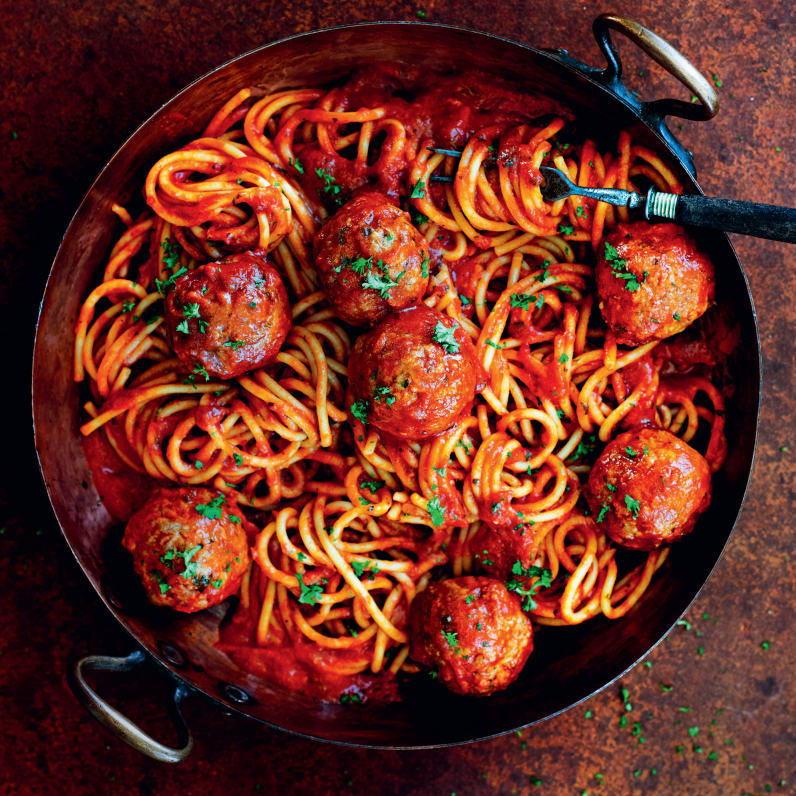 Spaghetti met polpette in tomatensaus
