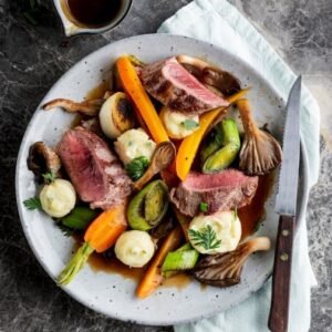 Lamsfilet met geglaceerde wortel