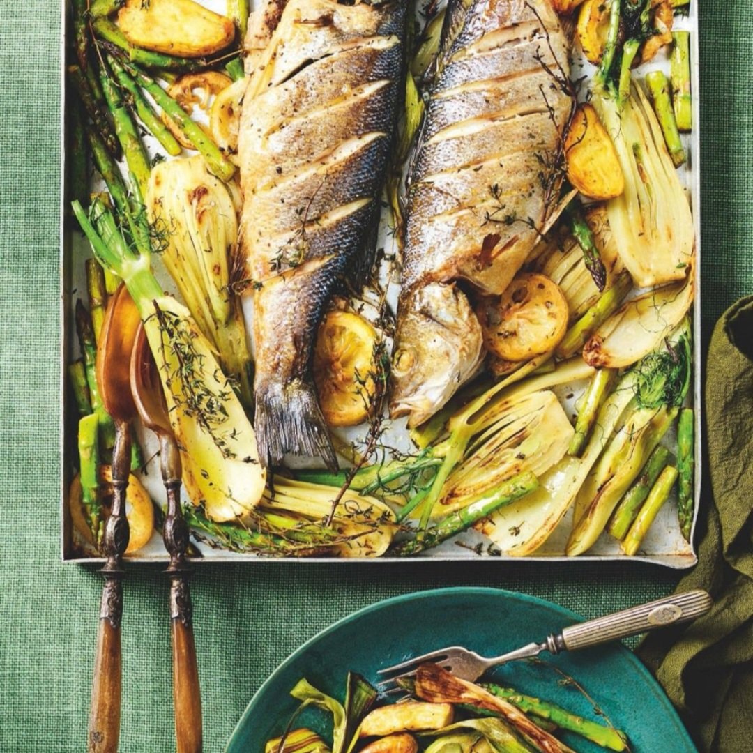 Zeebaars met venkel, aardappeltjes en asperges