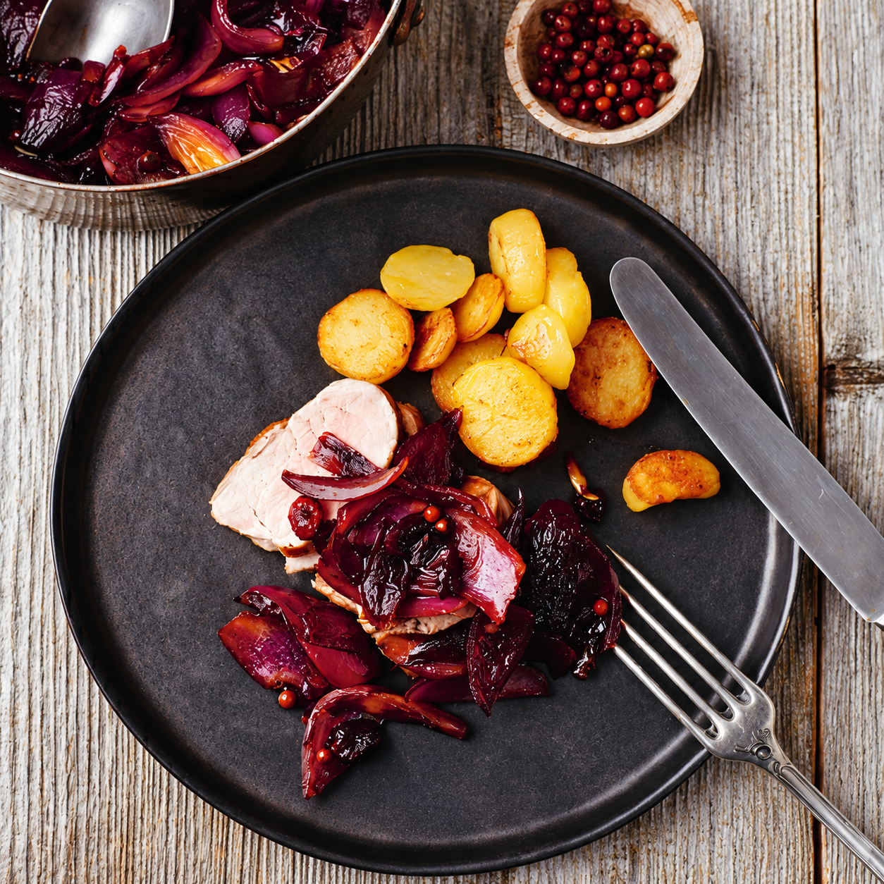 Varkenshaasje met chutney van rode ui